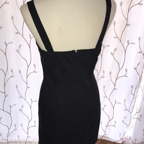 💥NWT Black Cocktail Pleated Dress 🖤Slimming! - Picture 9 of 10